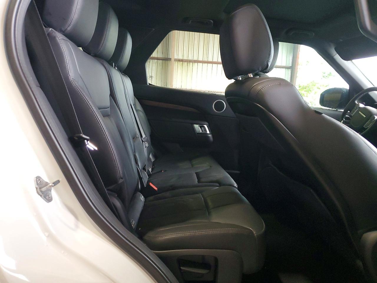 Land Rover Discovery Se