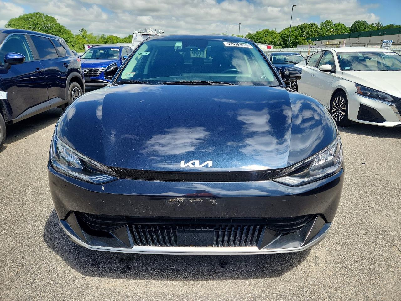 Kia EV6 Wind