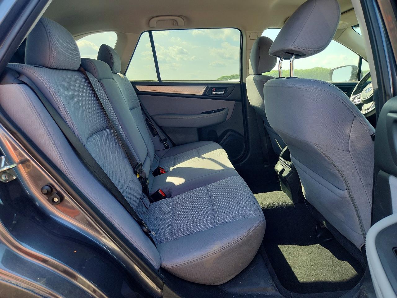 Subaru Outback 2.5i Premium