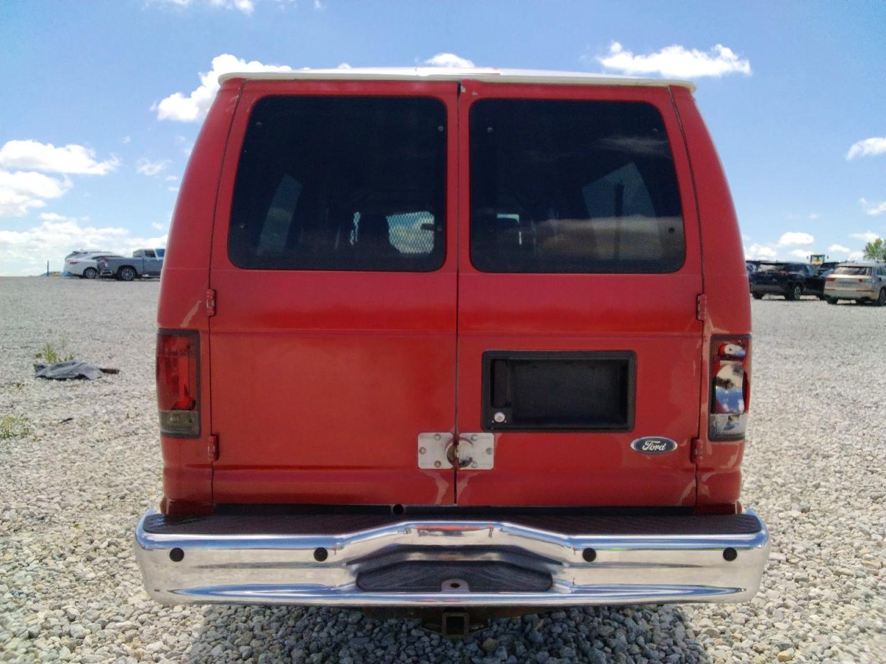 Ford Econoline E350 Super Duty Wagon