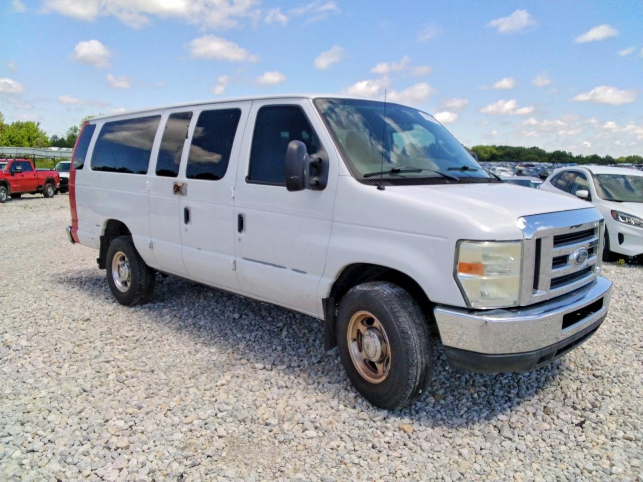 Ford Econoline E350 Super Duty Wagon