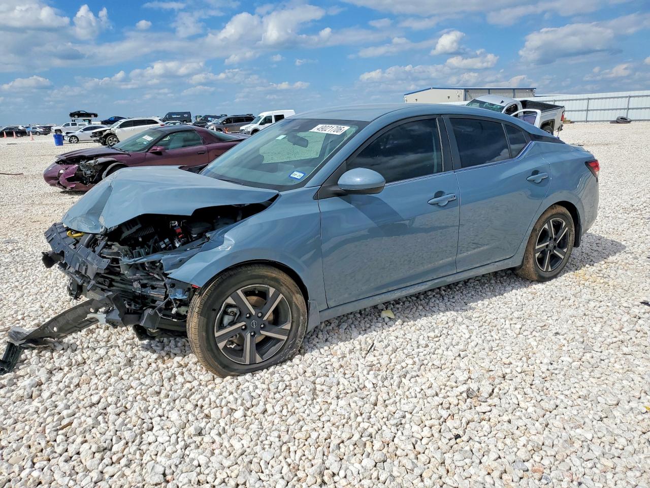 Salvage Nissan Sentra Image