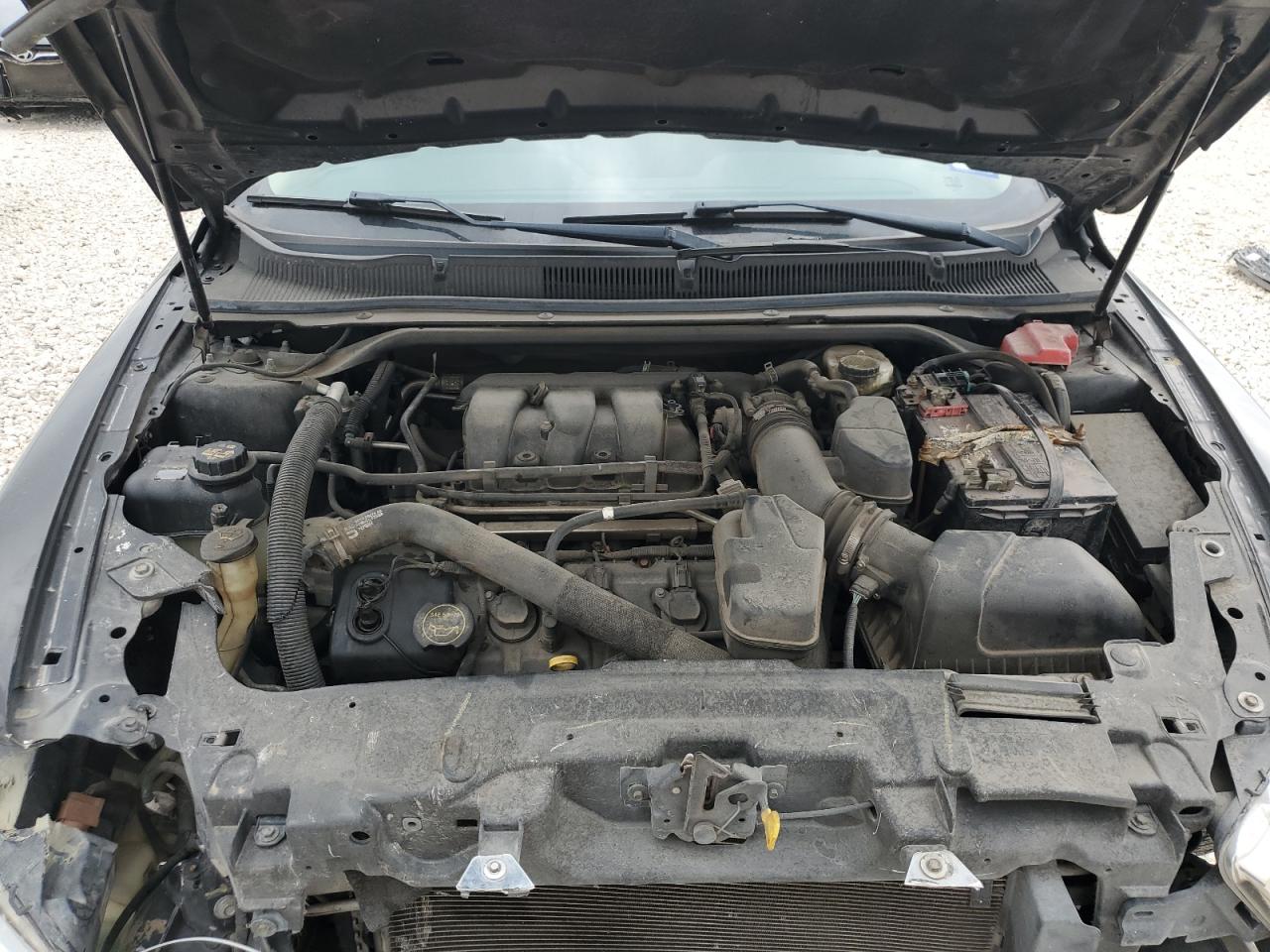 Ford Taurus Se