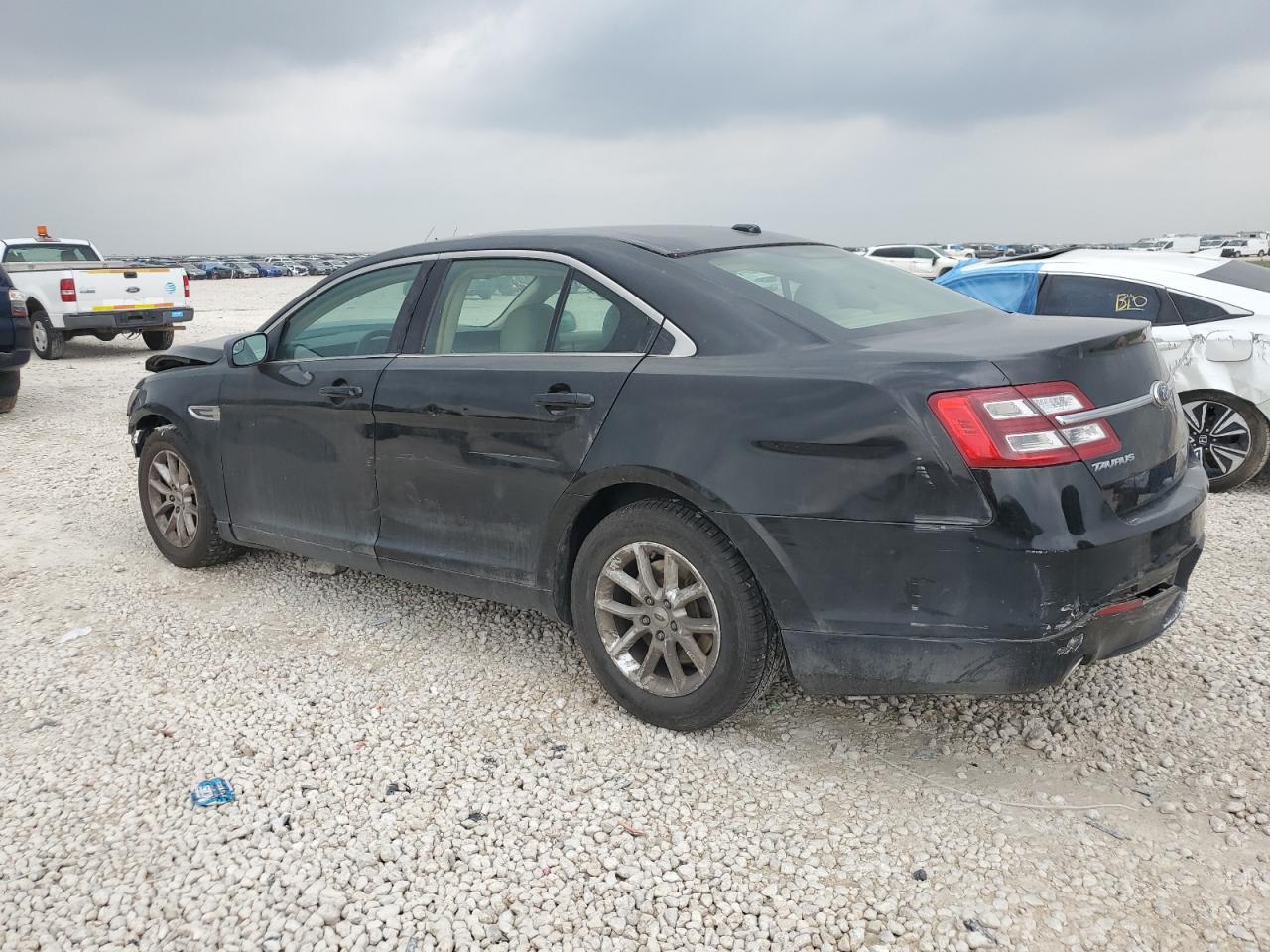 Ford Taurus Se