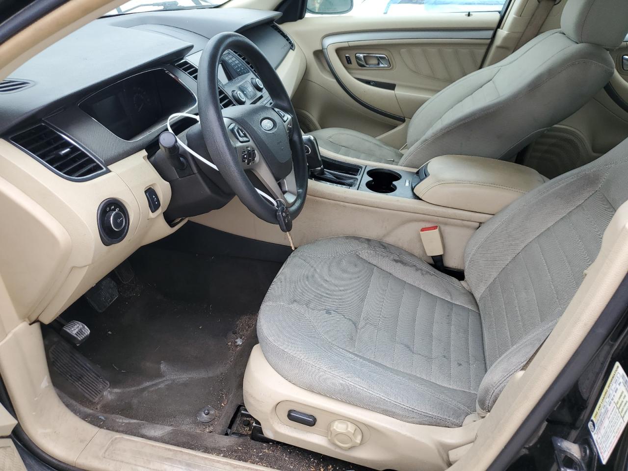 Ford Taurus Se