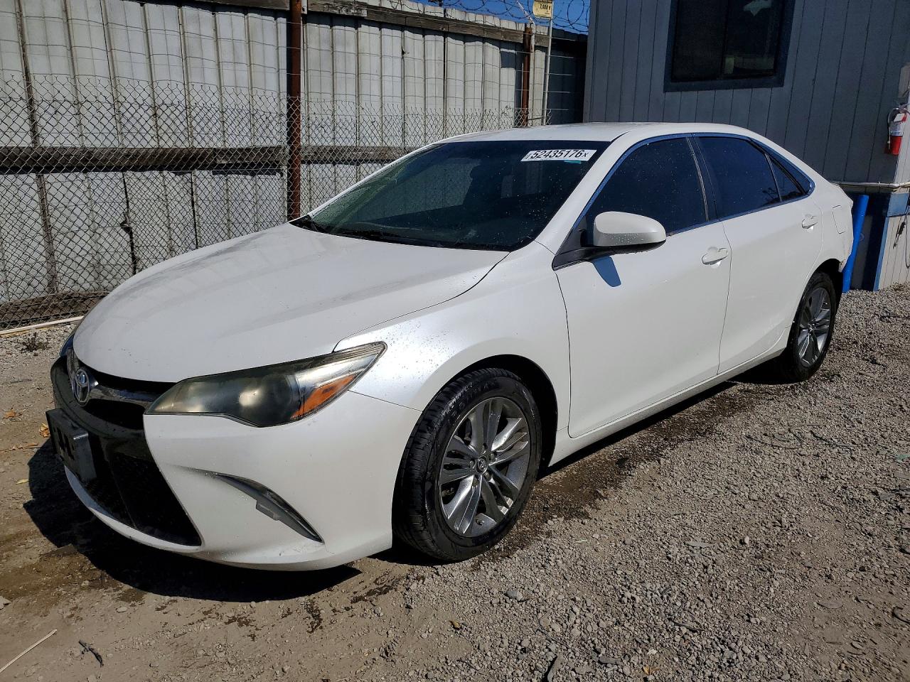 Salvage Toyota Camry Image