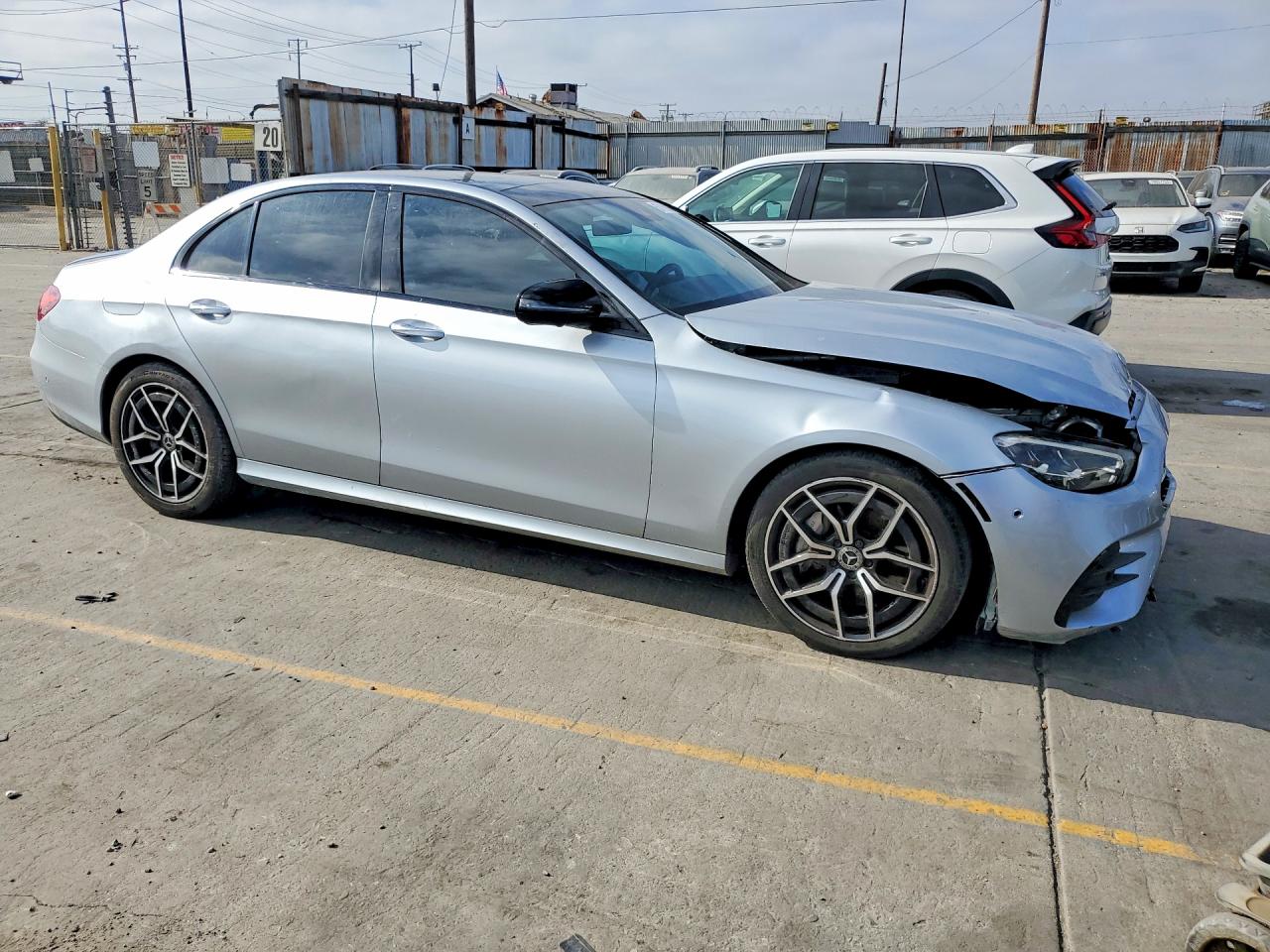 Mercedes-Benz E-Class 350