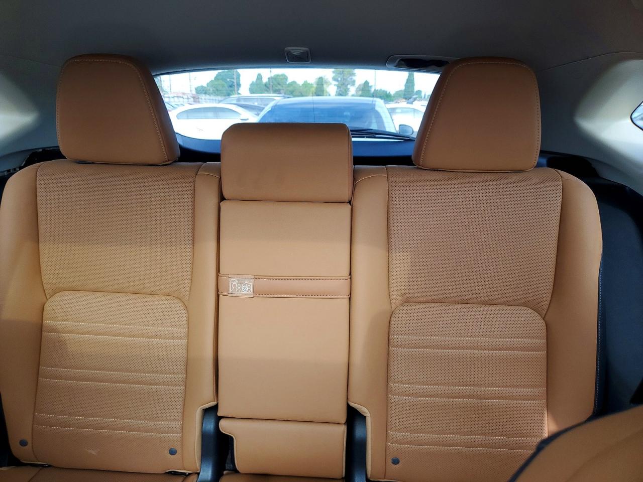 Lexus NX Base