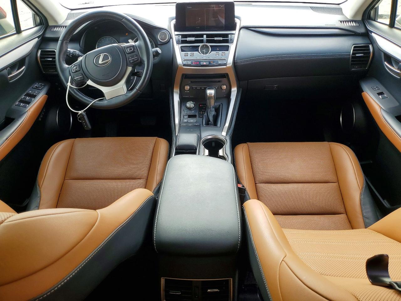 Lexus NX Base