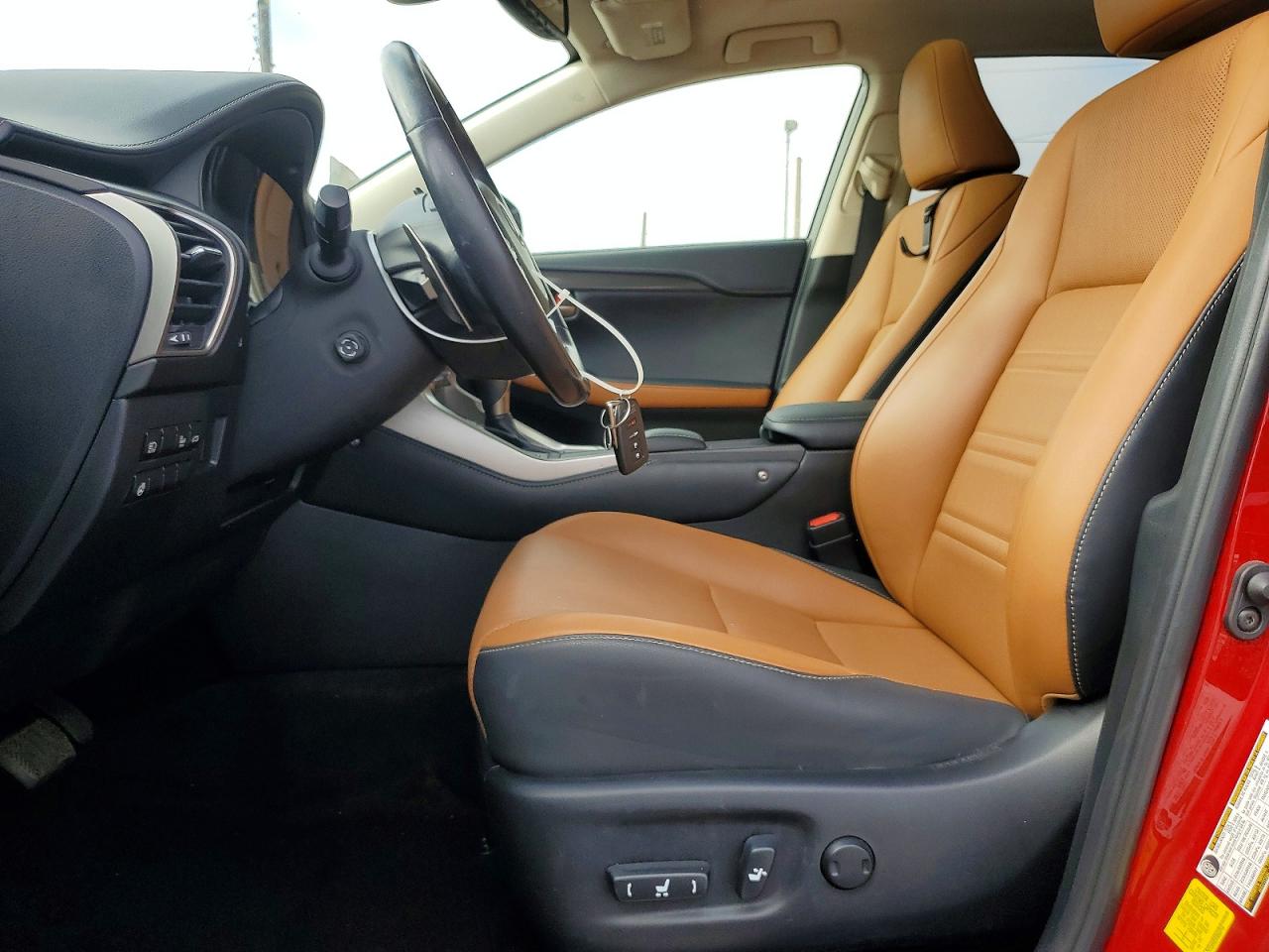 Lexus NX Base