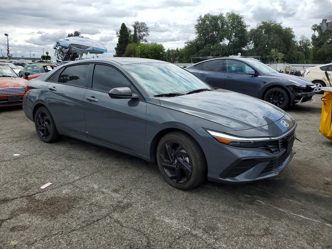 Hyundai ELANTRA Sel Sport