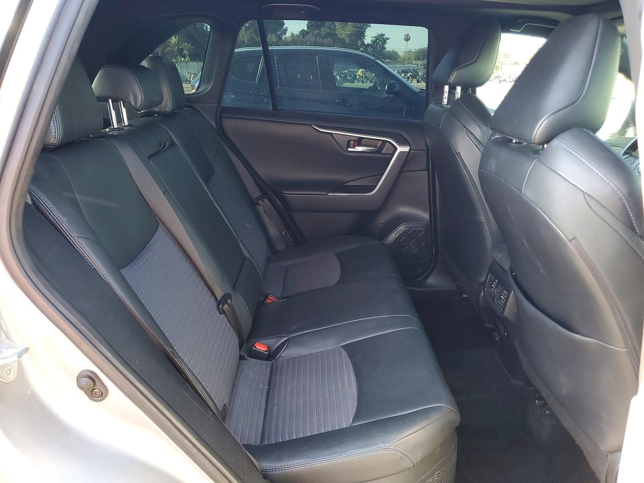 Toyota RAV4 Xse