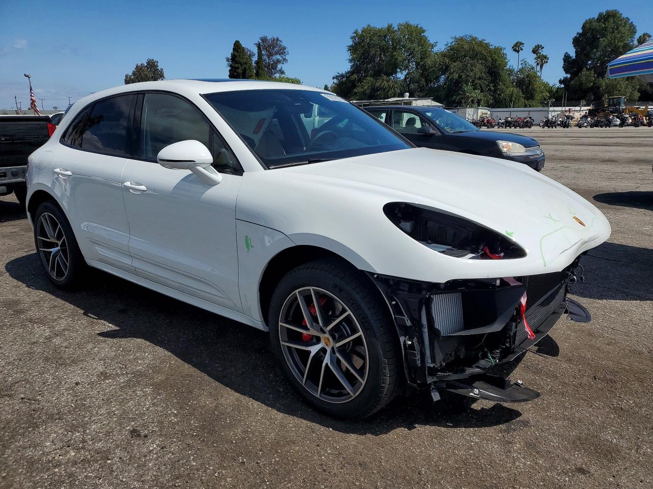 Porsche Macan S