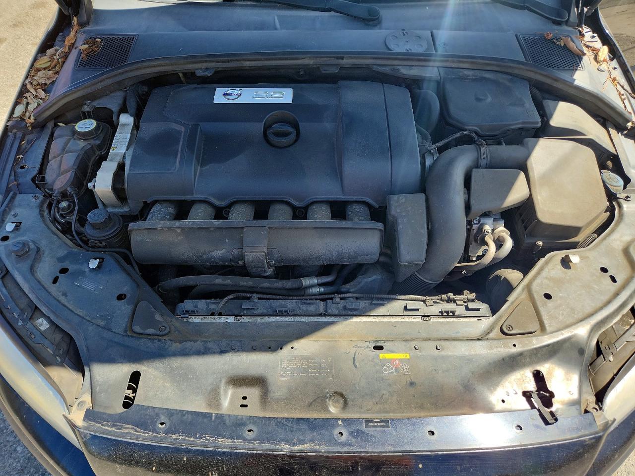 Volvo XC70 3.2