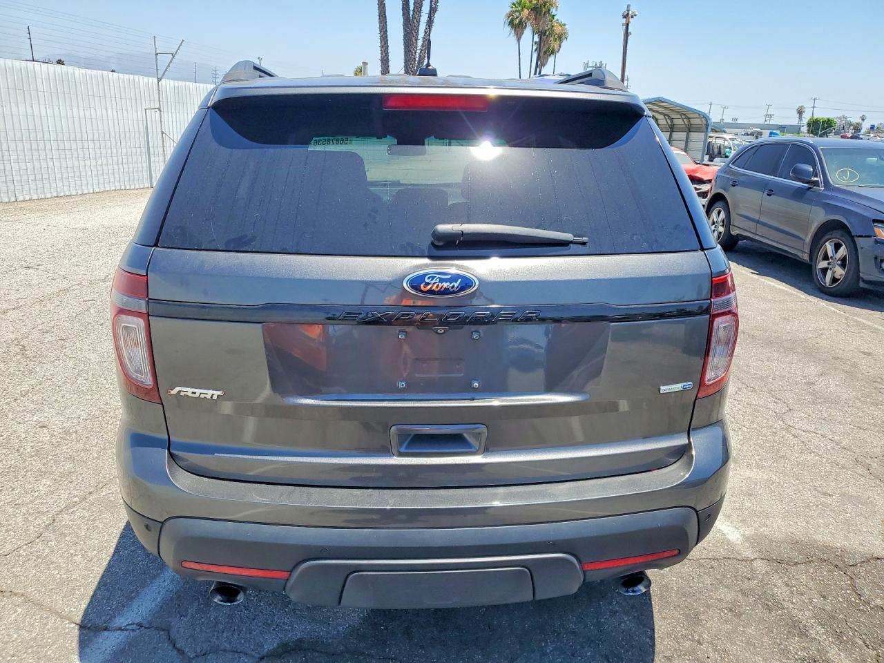 Ford Explorer Sport