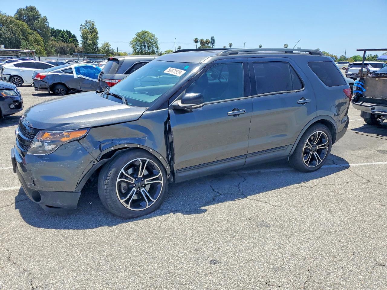 Salvage Ford Explorer Image