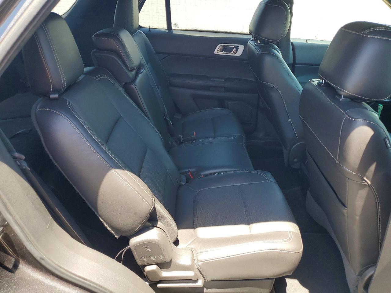 Ford Explorer Sport