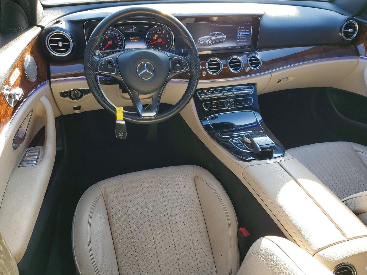 Mercedes-Benz E-Class 300