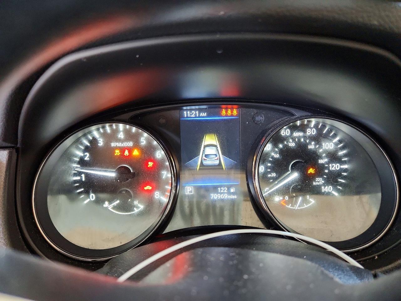 Nissan Rogue S