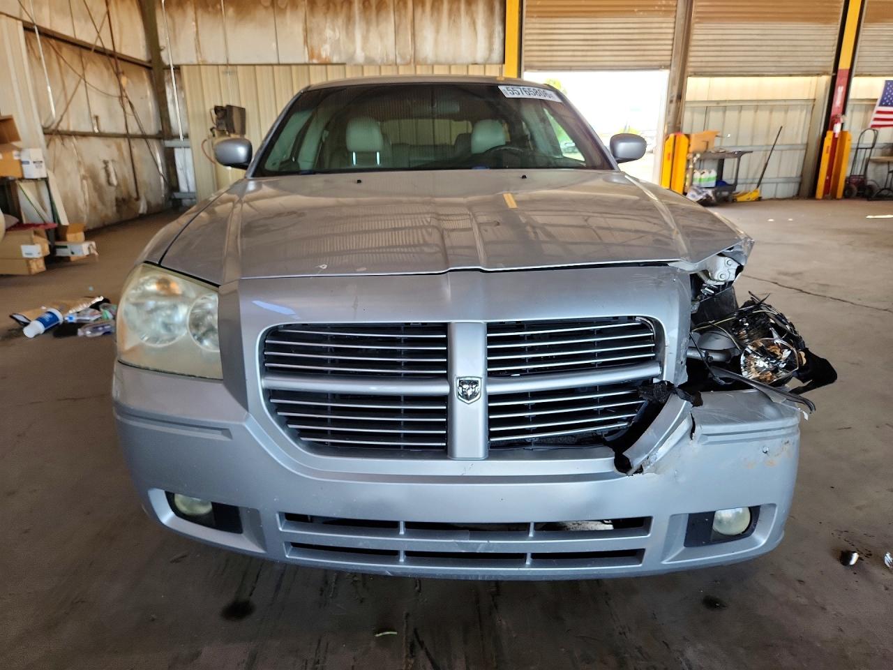 Dodge Magnum R