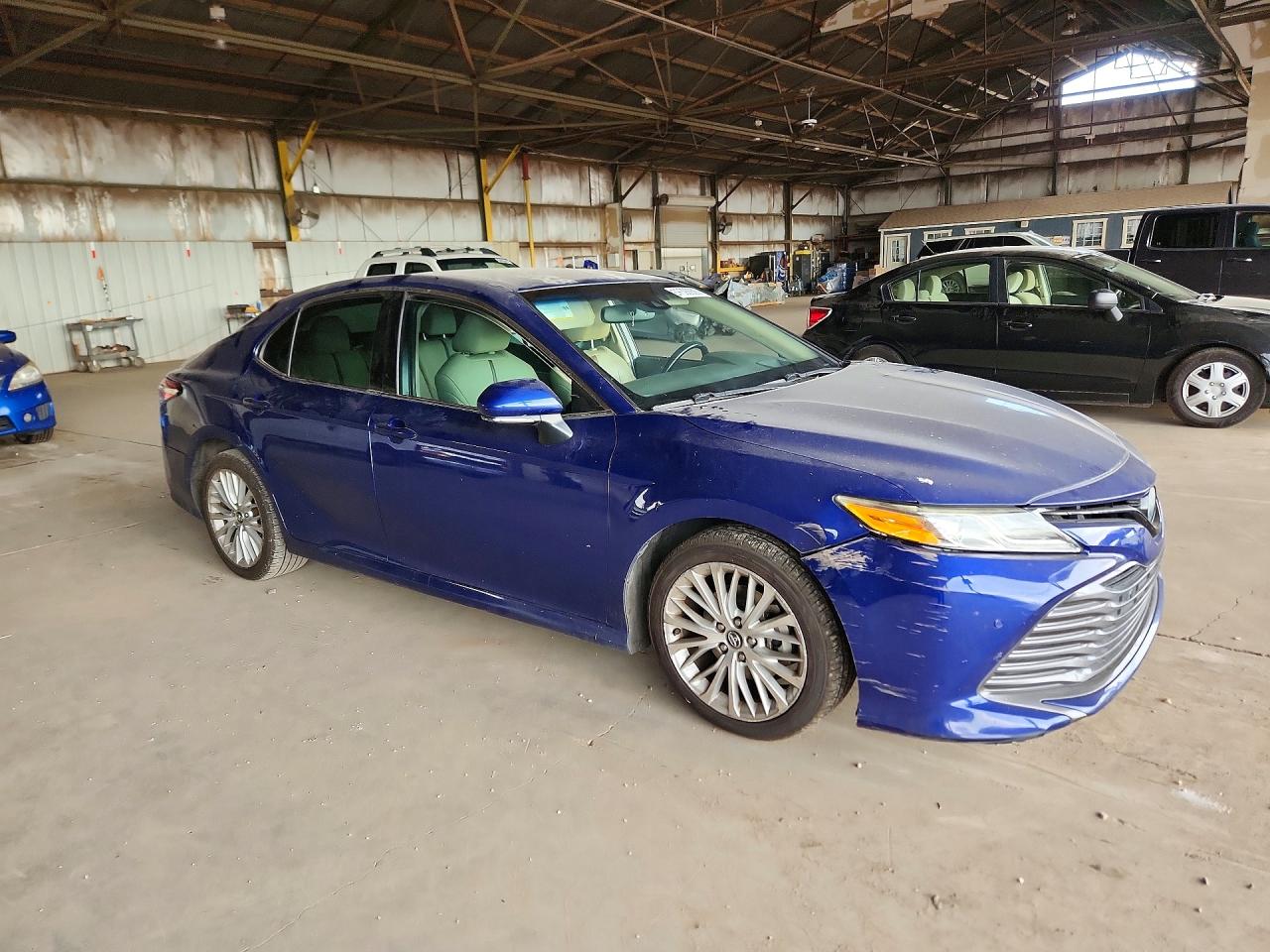 Toyota Camry Xle