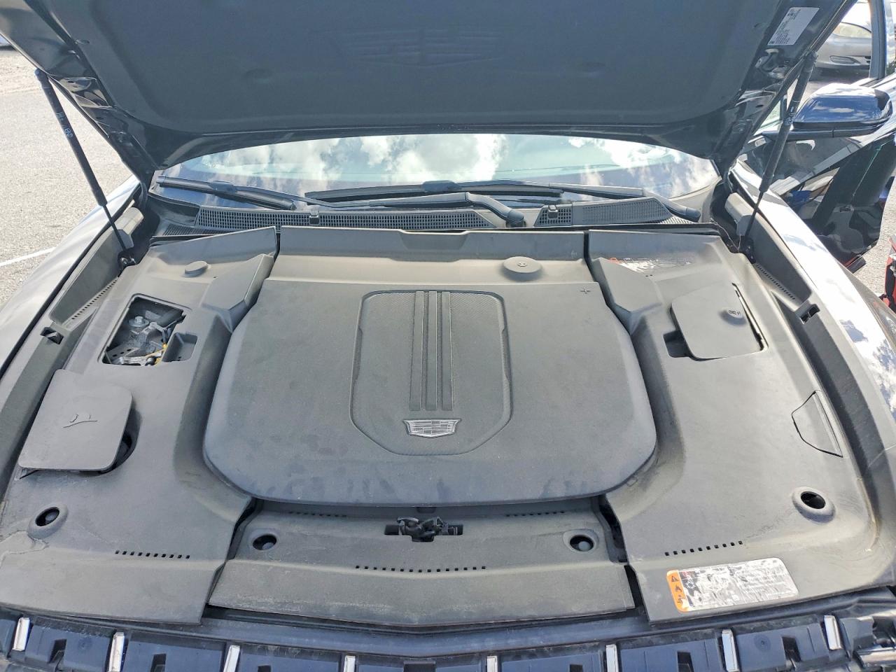 Cadillac Lyriq Luxu Luxury