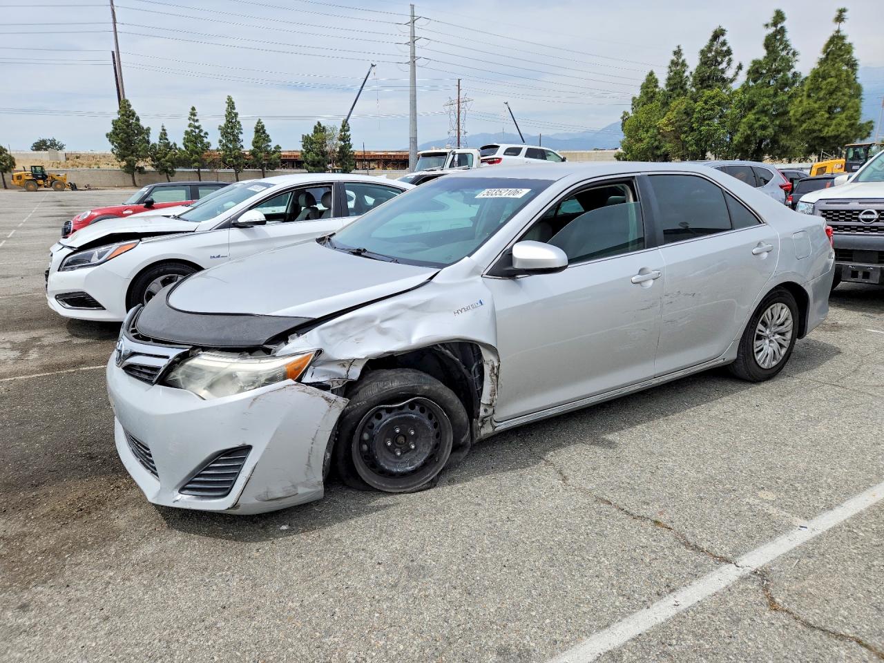 Salvage Toyota Camry Image