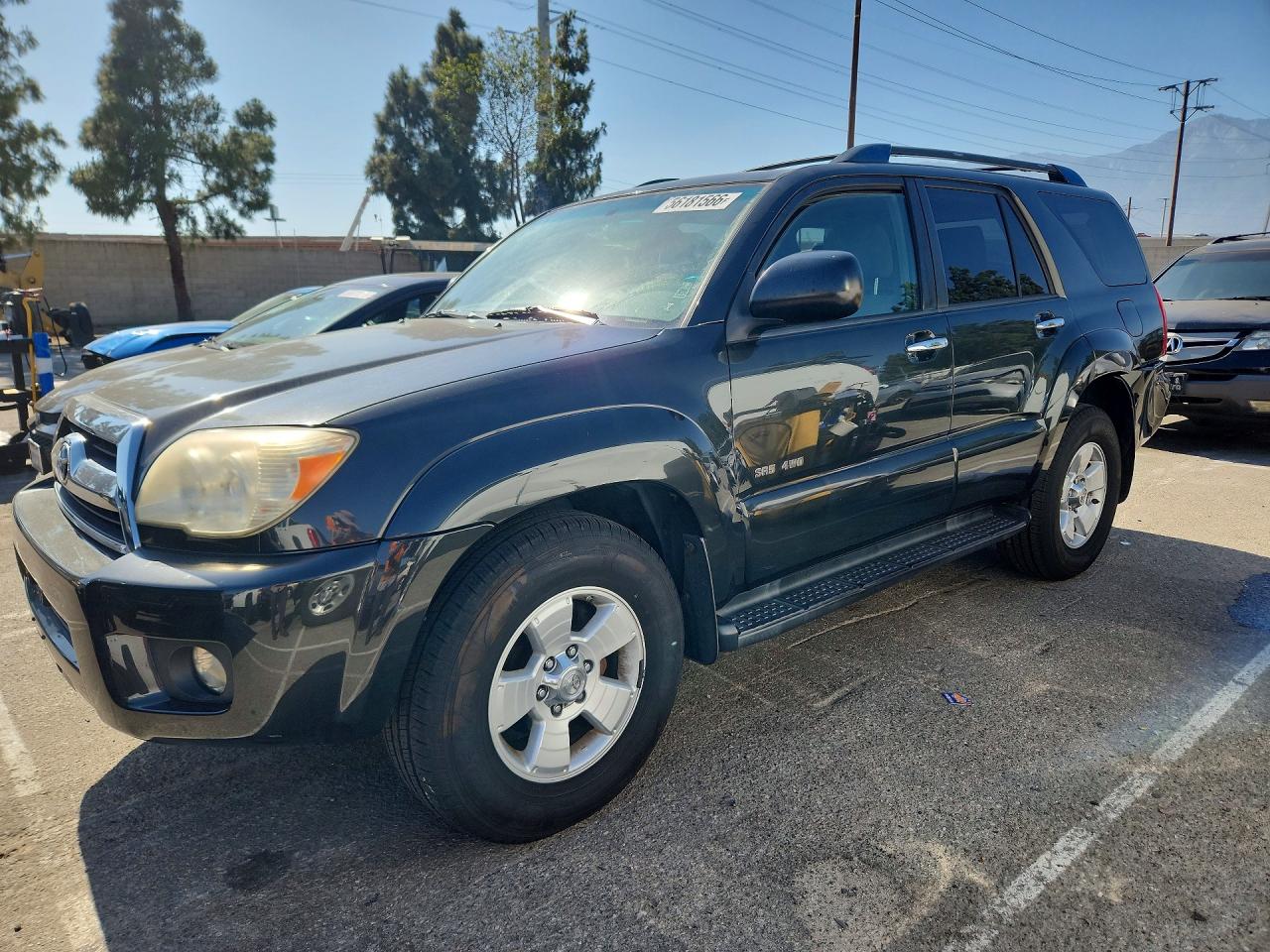 Salvage Toyota 4Runner Image