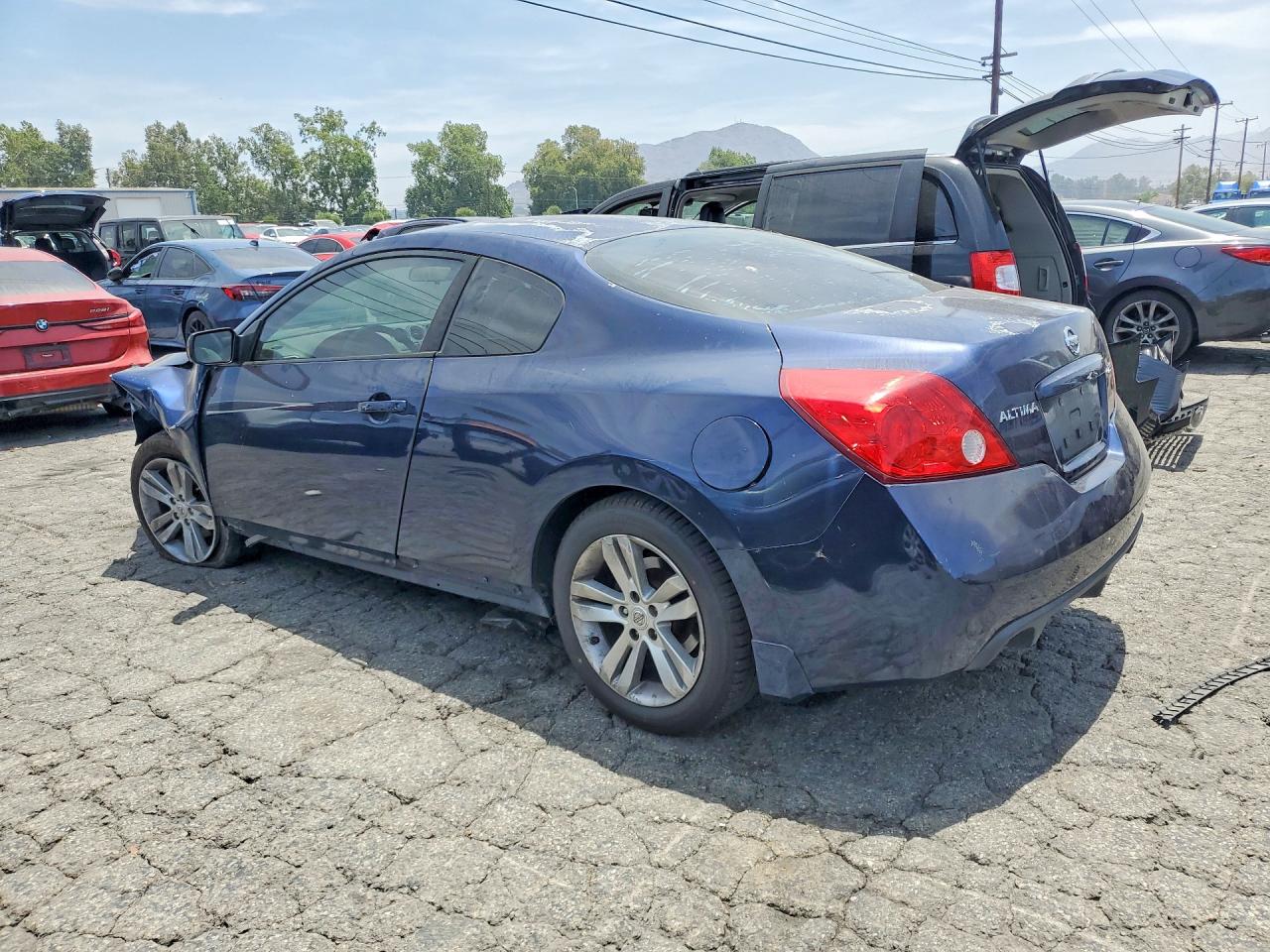 Nissan Altima S