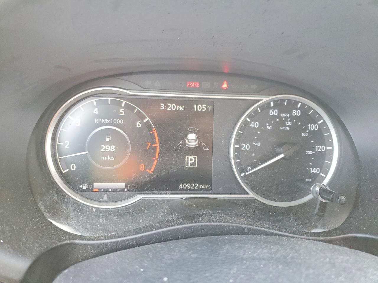 Nissan Kicks Sr