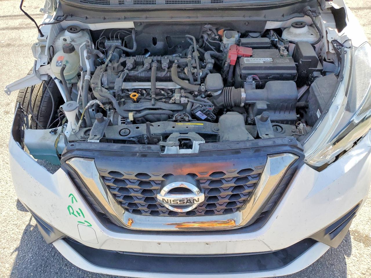 Nissan Kicks Sr