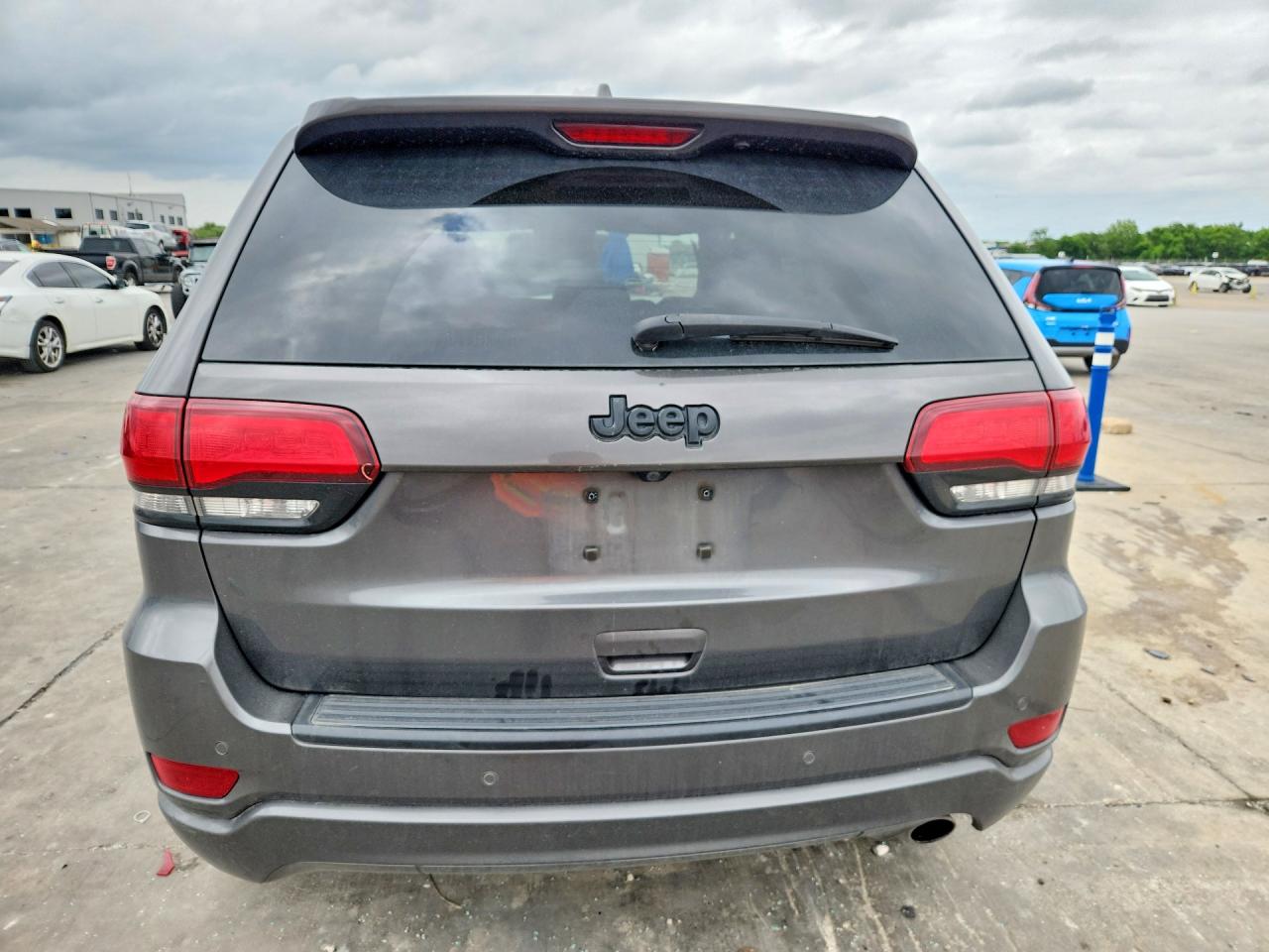 Jeep Grand Cherokee Laredo