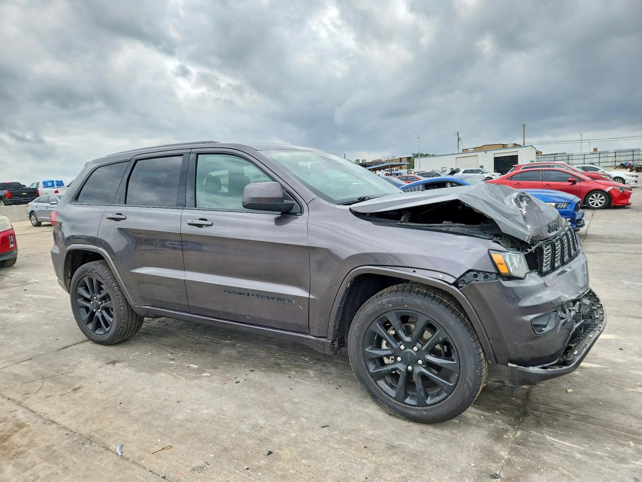 Jeep Grand Cherokee Laredo