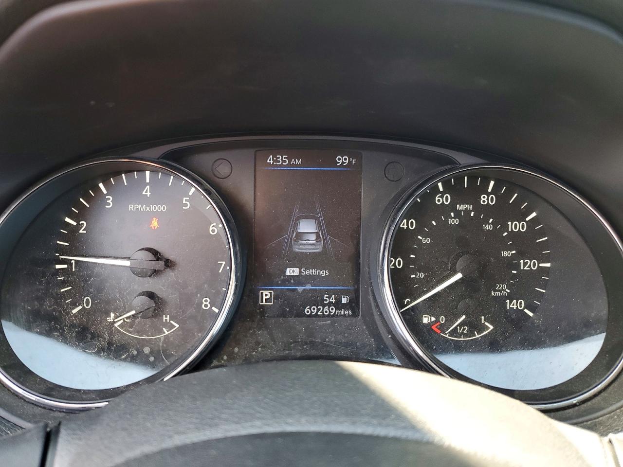Nissan Rogue S