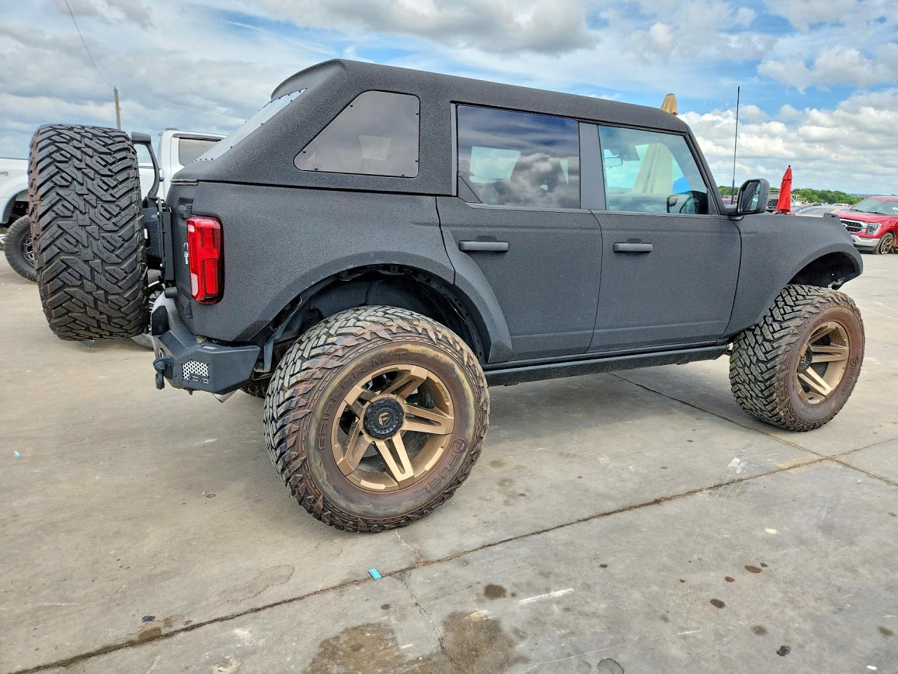 Ford Bronco Base