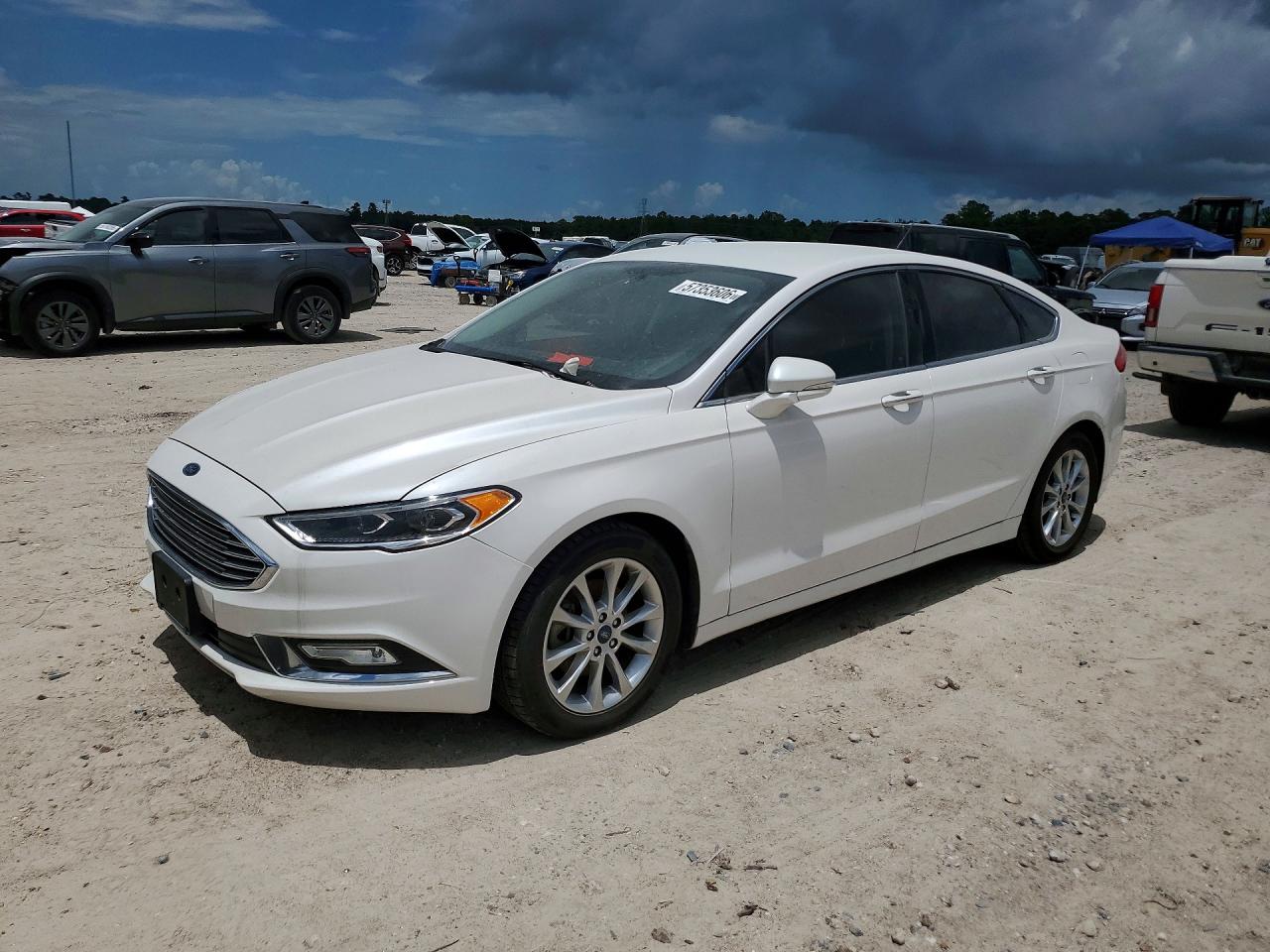 Salvage Ford Fusion Image