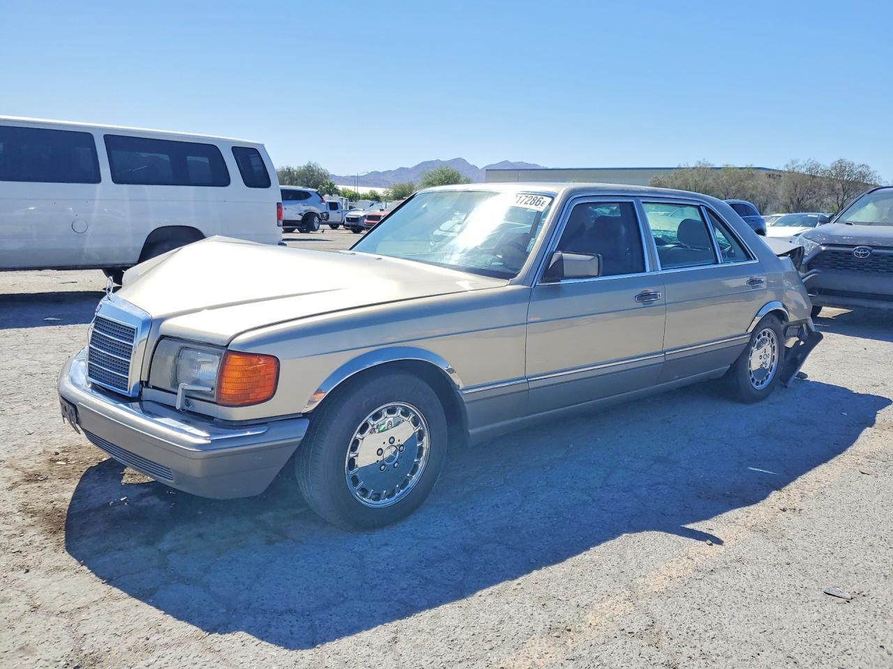 Salvage Mercedes-Benz S-Class Image