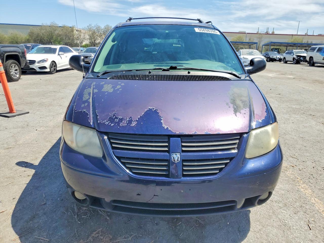Dodge Caravan Sxt