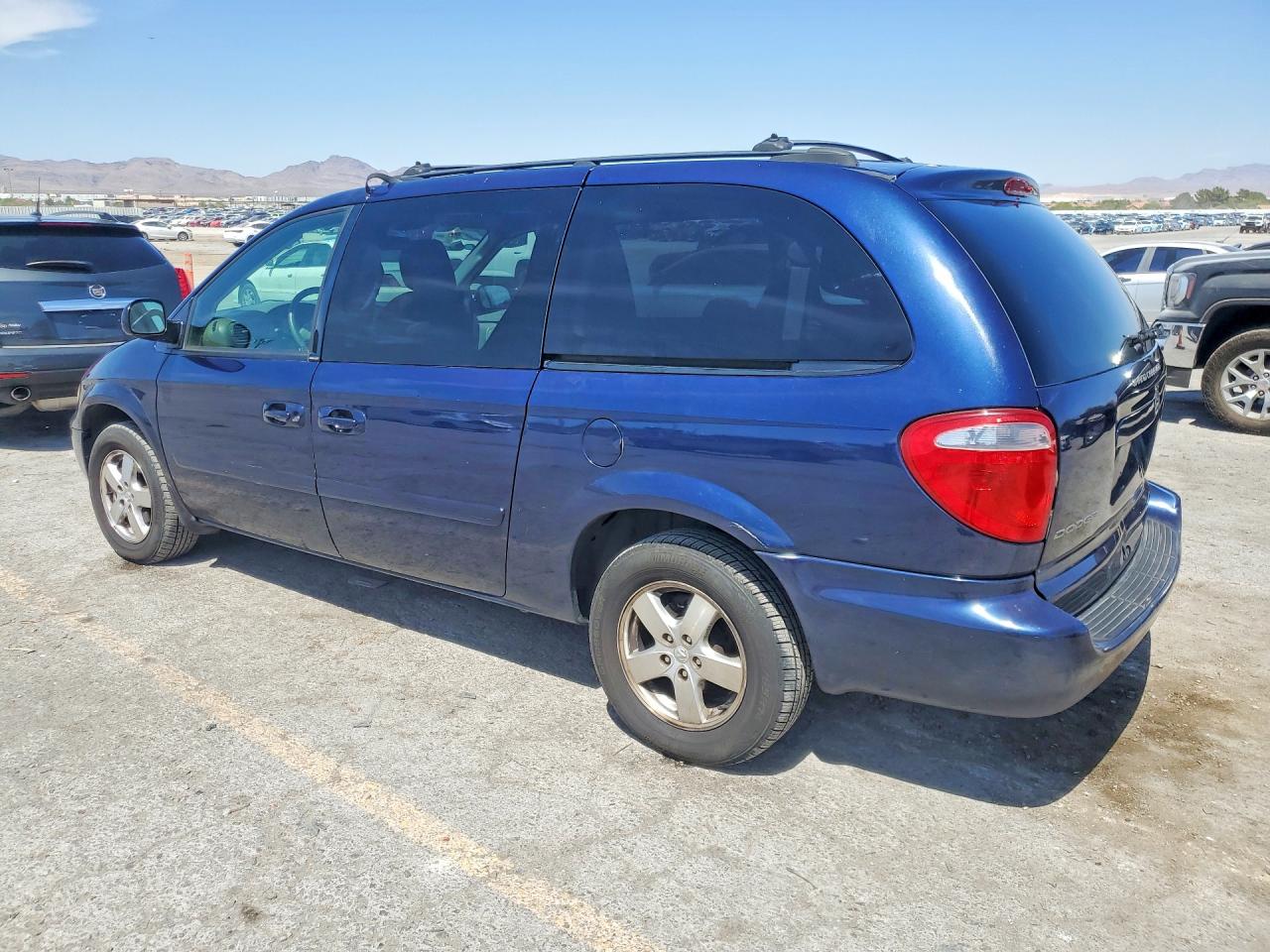 Dodge Caravan Sxt
