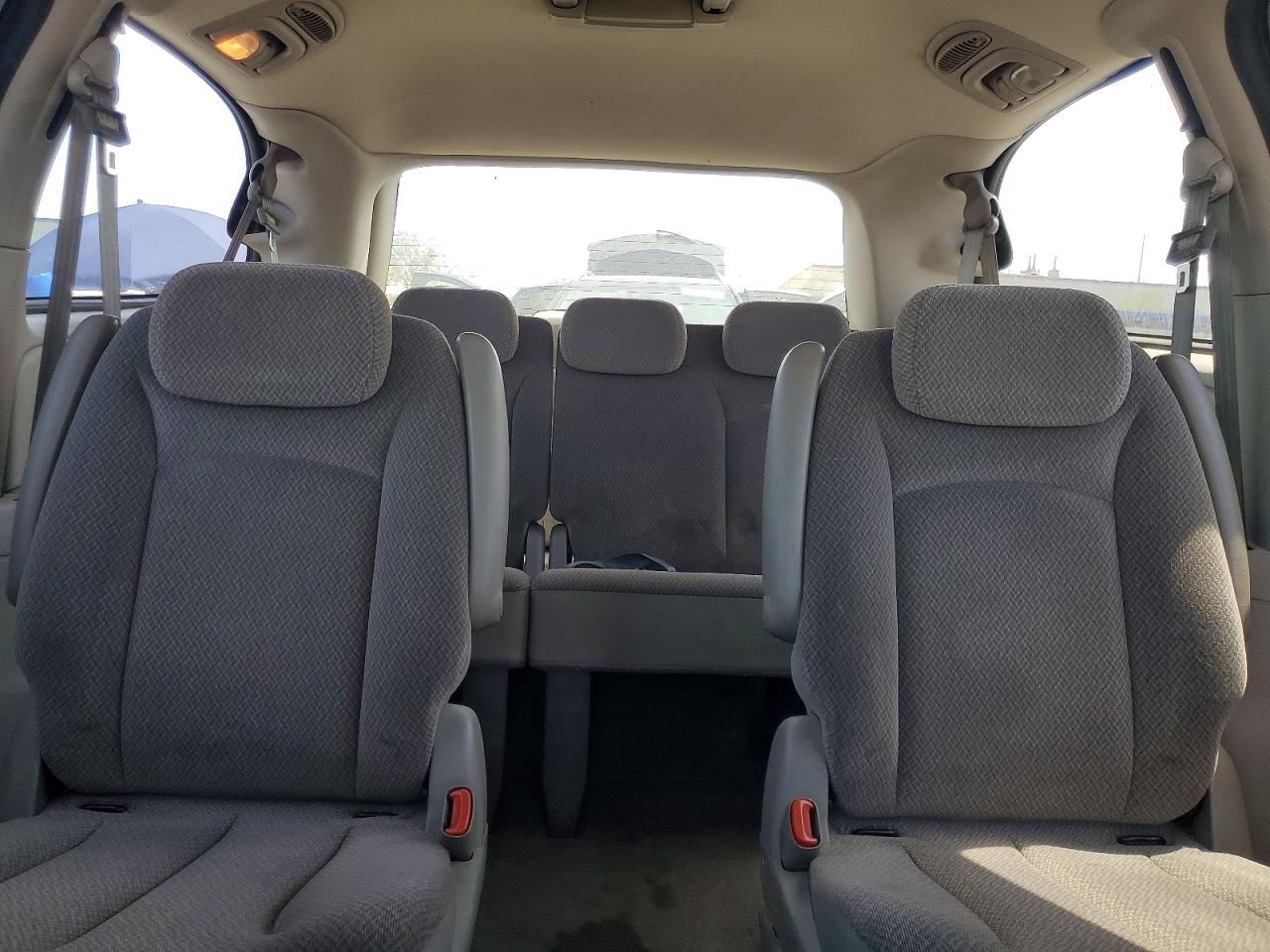 Dodge Caravan Sxt