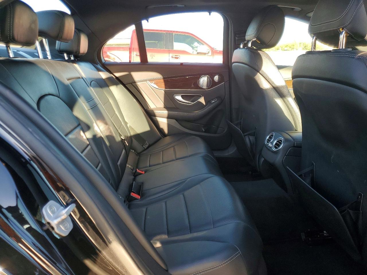 Mercedes-Benz C-Class 400 4matic