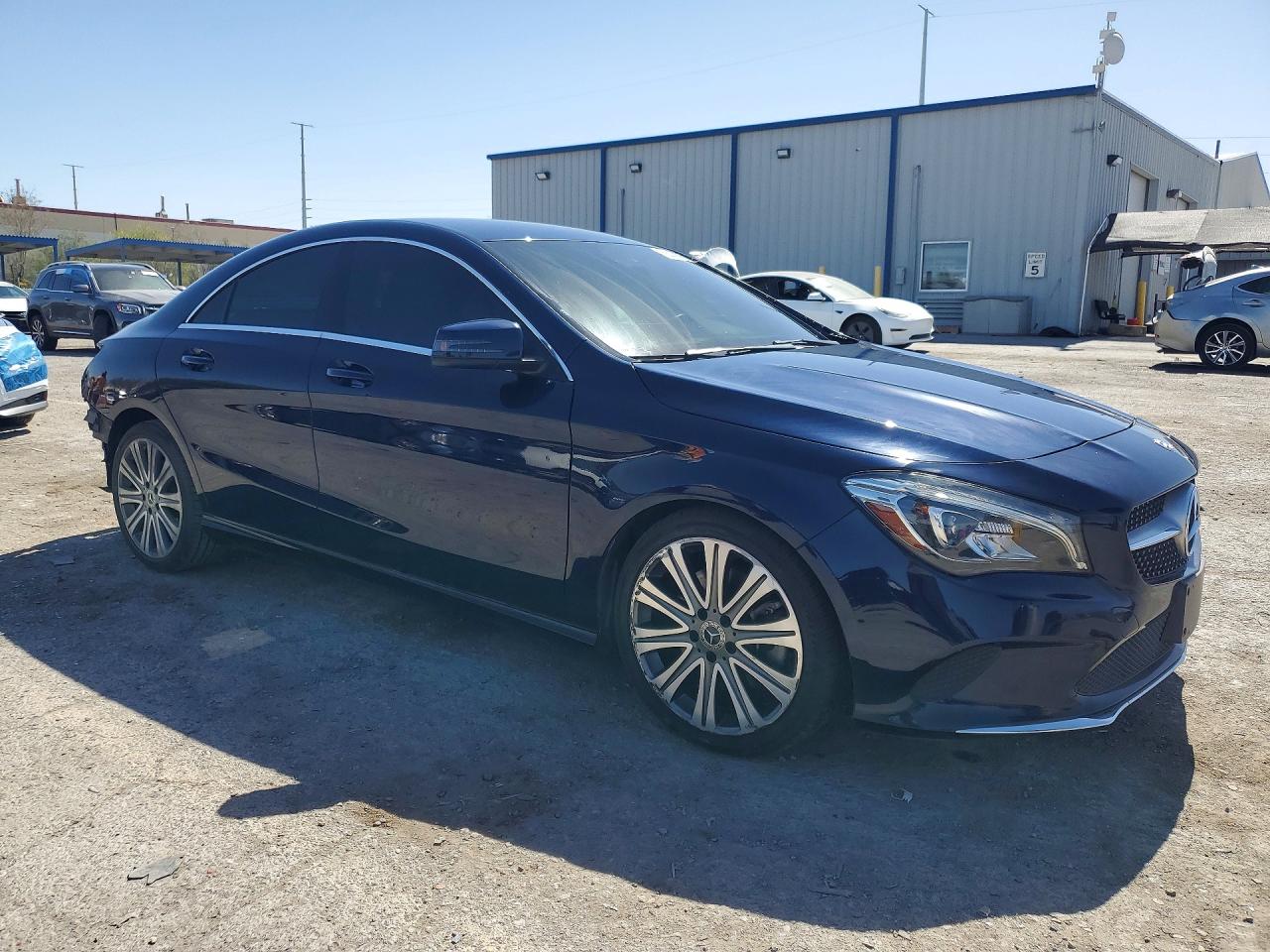 Mercedes-Benz Cla-class 250