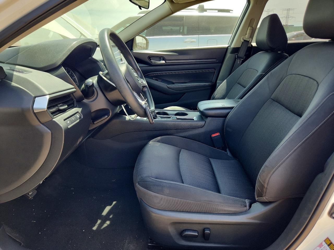Nissan Altima S