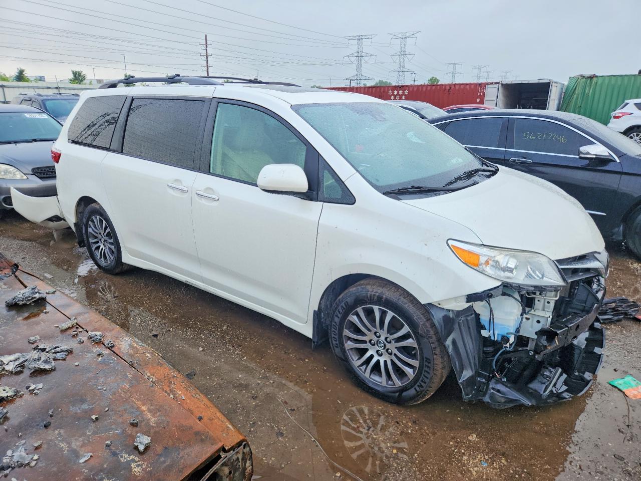 Toyota Sienna Xle 8-passenger