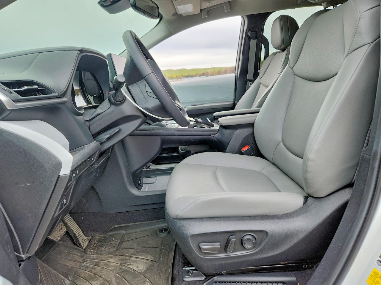 Toyota Sienna Xle 8-passenger