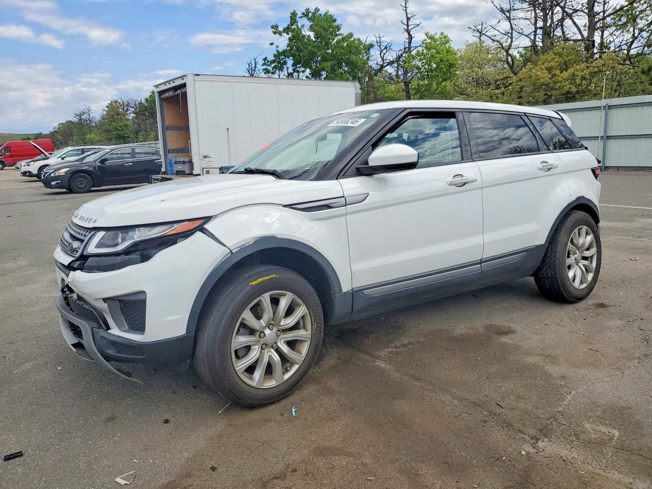 Salvage Land Rover Range Rover Image