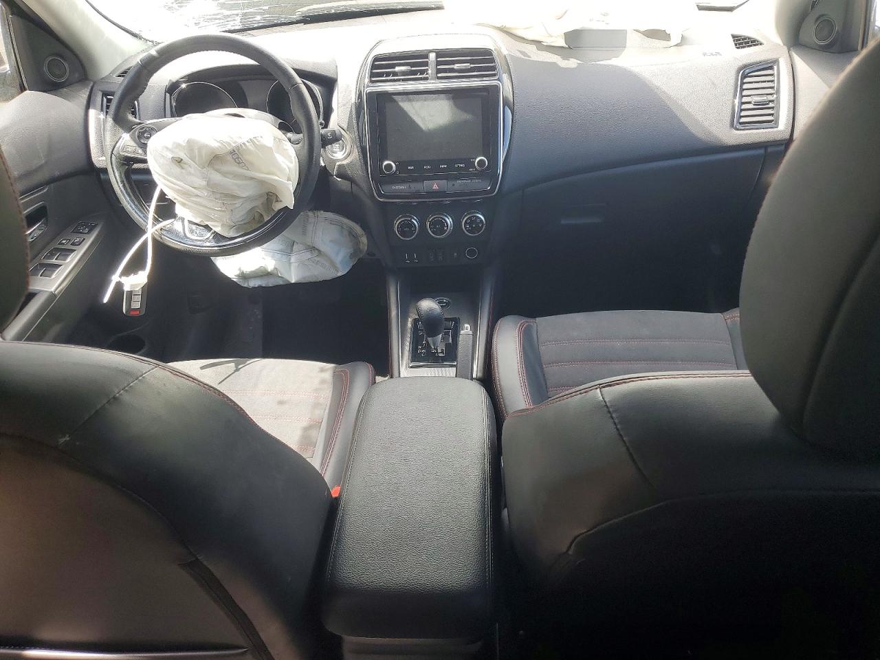 Mitsubishi Outlander S