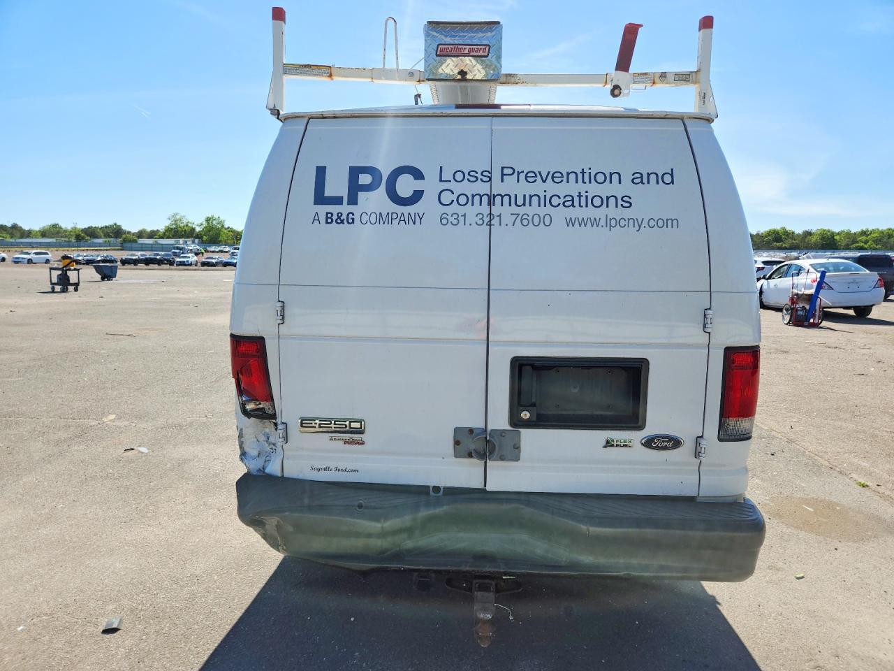 Ford Econoline E250 Van