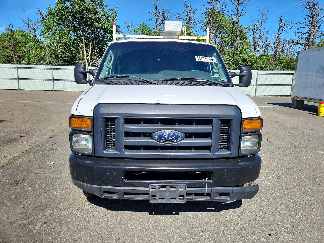 Ford Econoline E250 Van