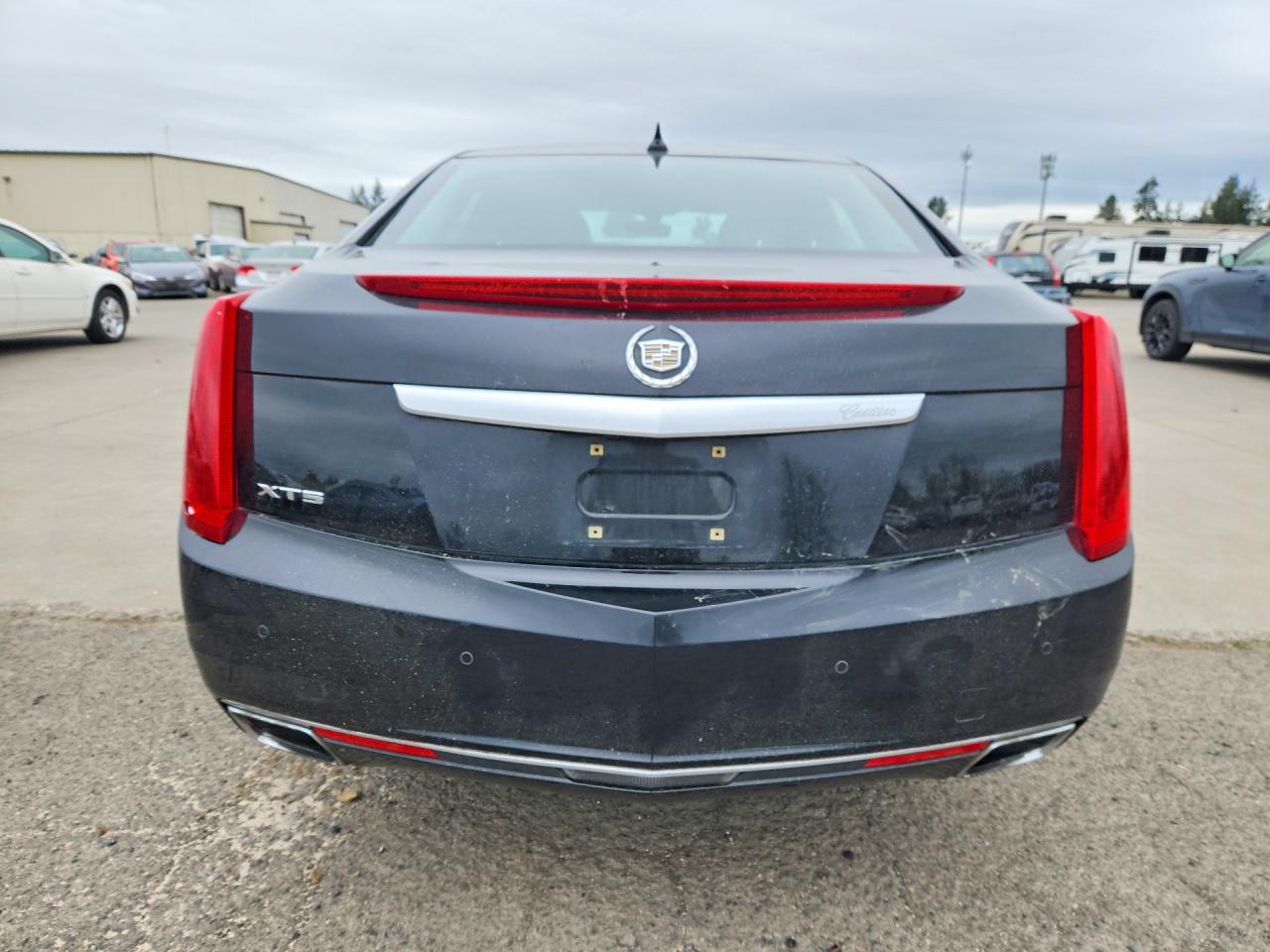 Cadillac XTS Luxury Collection